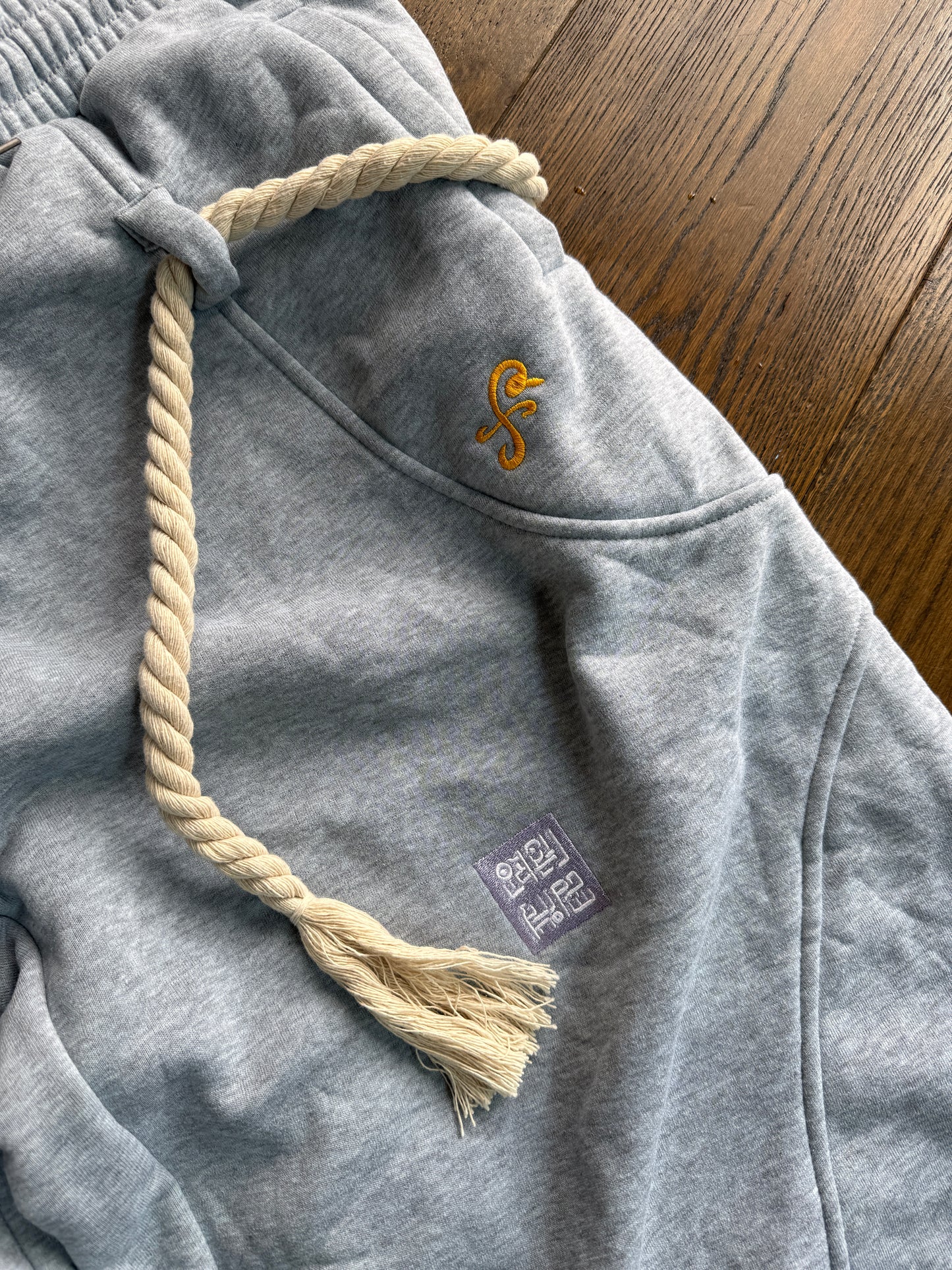 Straw Hats Barrell Joggers  [PRE-ORDER]